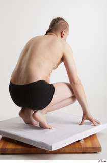 Sigvid  1 kneeling underwear whole body 0006.jpg